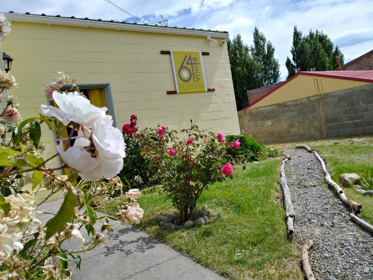 Hostel House 64Biguea El Calafate Esterno foto