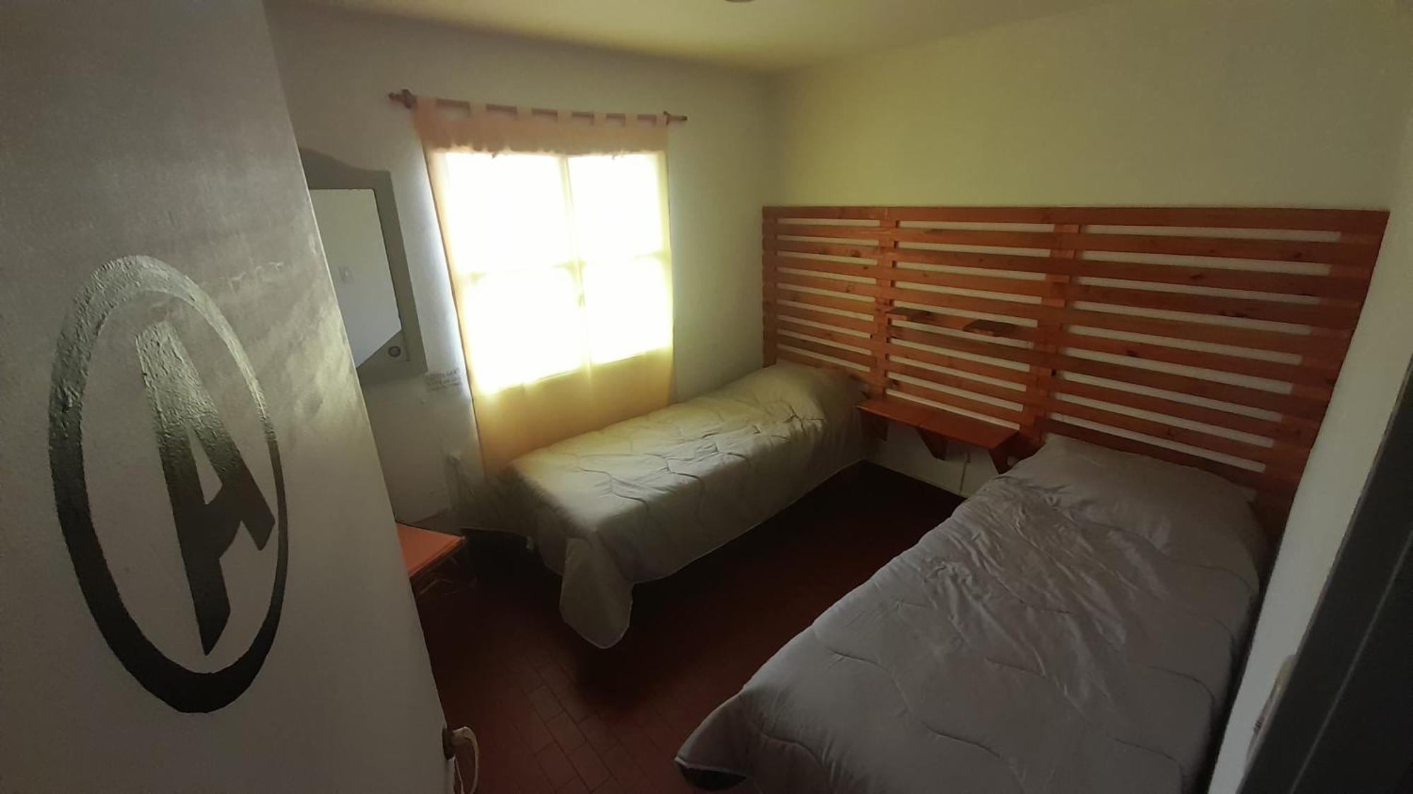 Hostel House 64Biguea El Calafate Esterno foto
